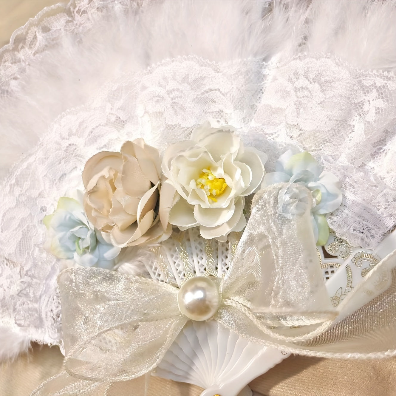 Elegant European Style Lace Handheld Fan for Parties Cosplay and Photoshoots