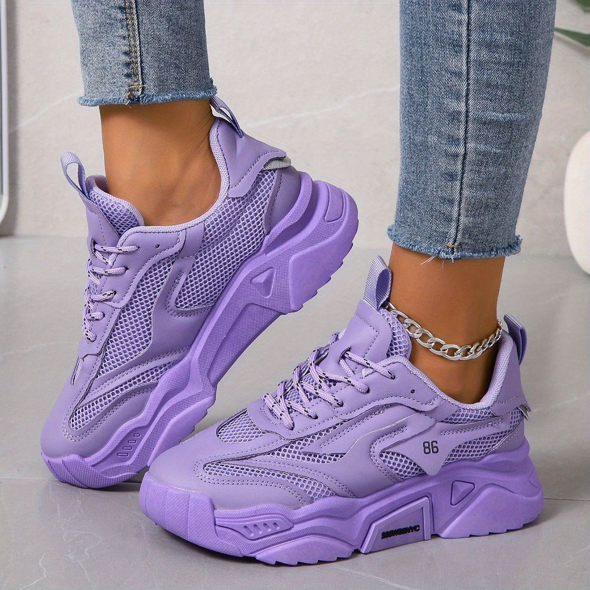 Women's Mesh Sneakers Breathable Lace-Up Low Top White Casual Shoes