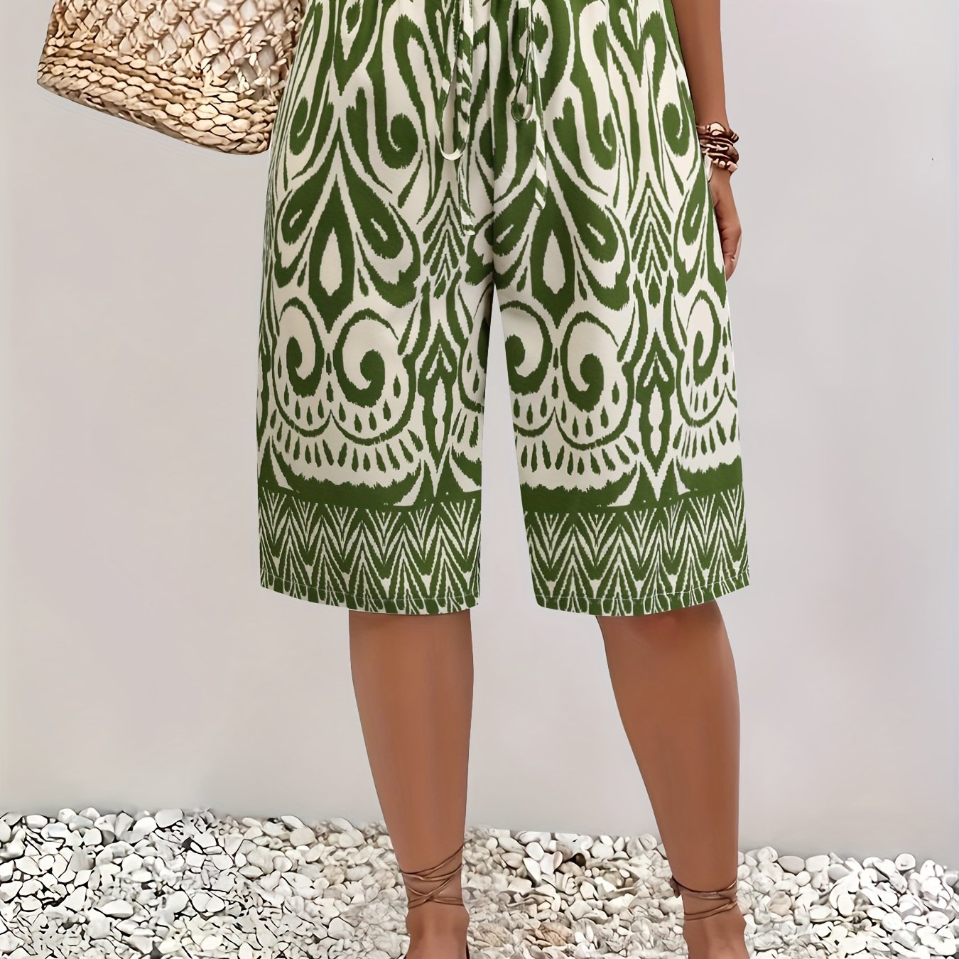 Бермуды для женщин больших размеров с зеленым и белым принтом, повседневные летние шорты
