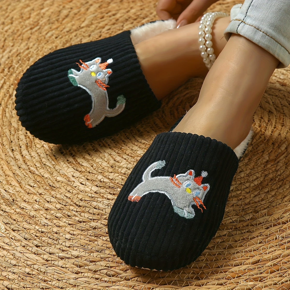 Unisex Soft Fabric Cartoon Cat Slip-On Slippers with Stripes Indoor Shoes