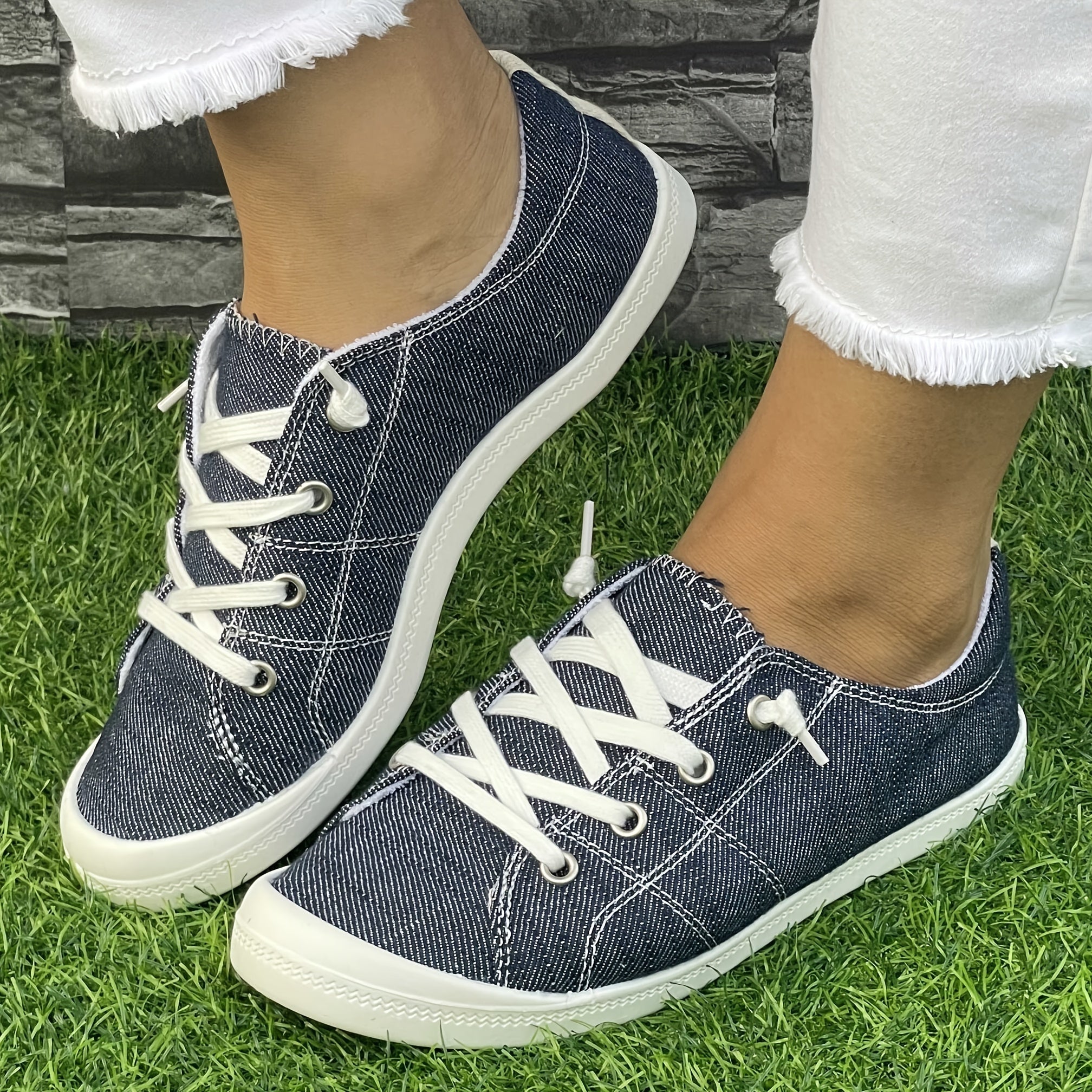 Women's Casual Solid Color Fabric Outdoor Work Shoes All-Season Lightweight