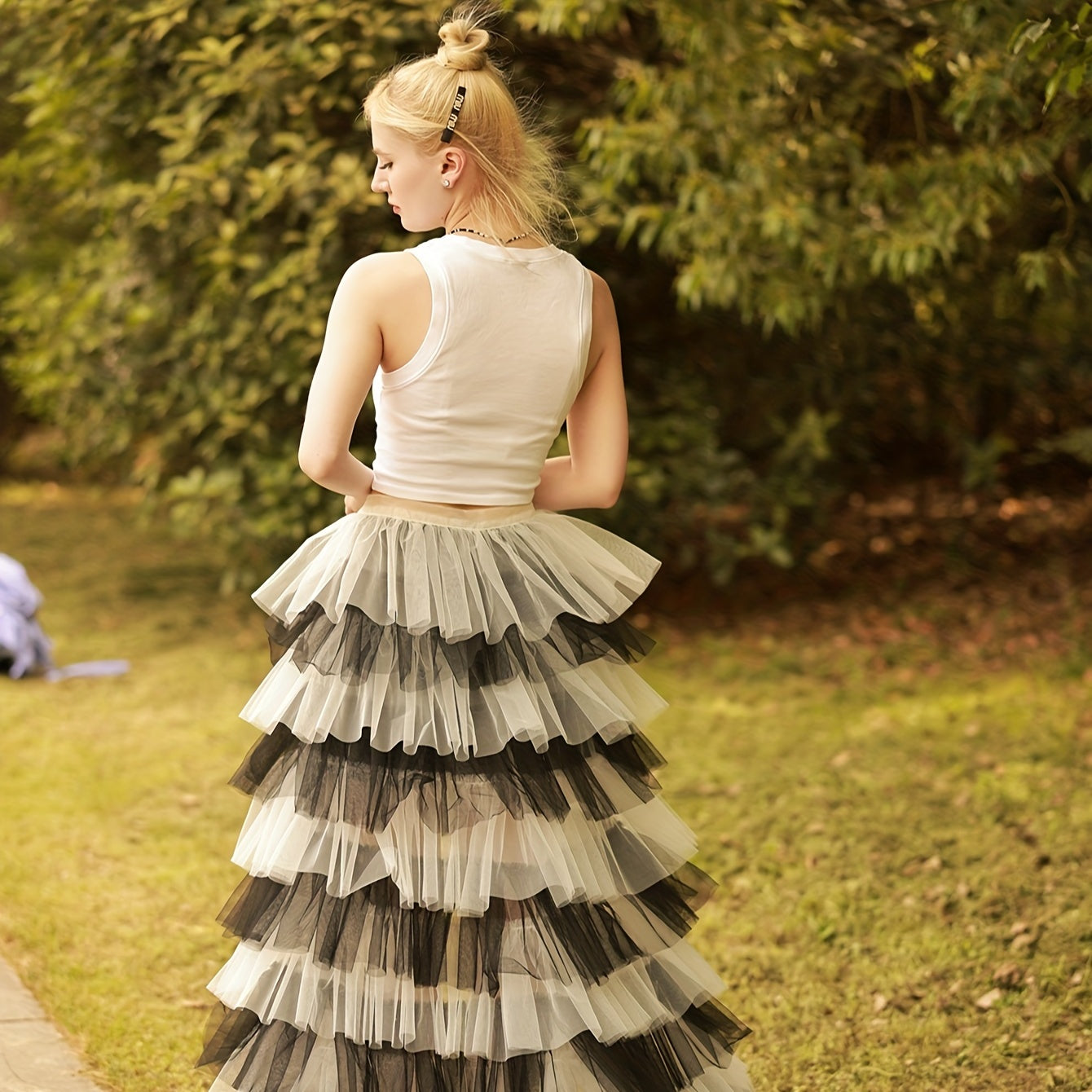 Elegant Bridal Fishtail Dress with Baroque Princess Accessories for Weddings