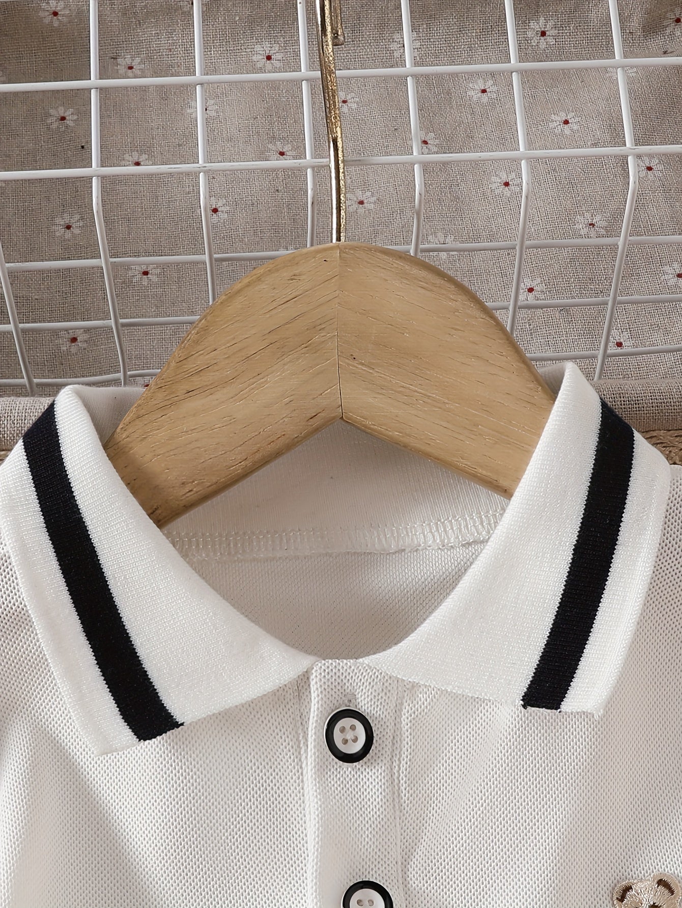 Vestido para niñas con cuello de volante en contraste con oso, manga corta, tela de punto, casual, para volver a clases