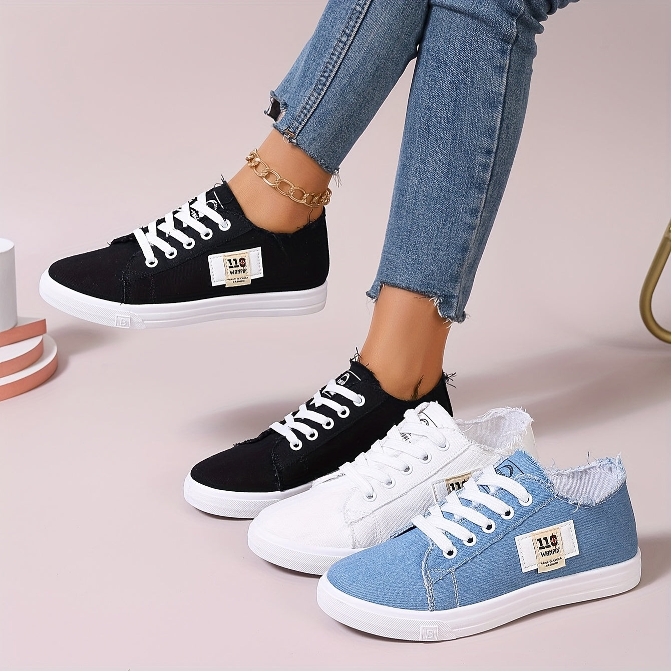 Women's Casual Slip-On Sneakers Light Blue White Black All-Season Fabric