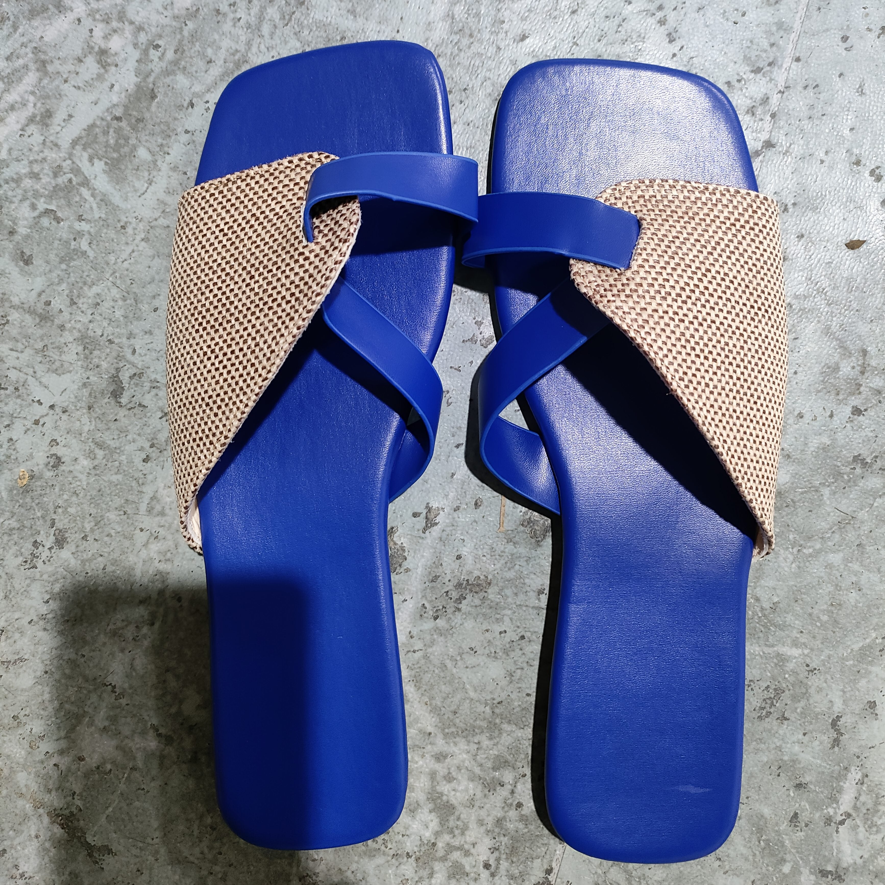 Women's Retro Slippers Breathable Cloth Flat Heel Summer Slip-ons