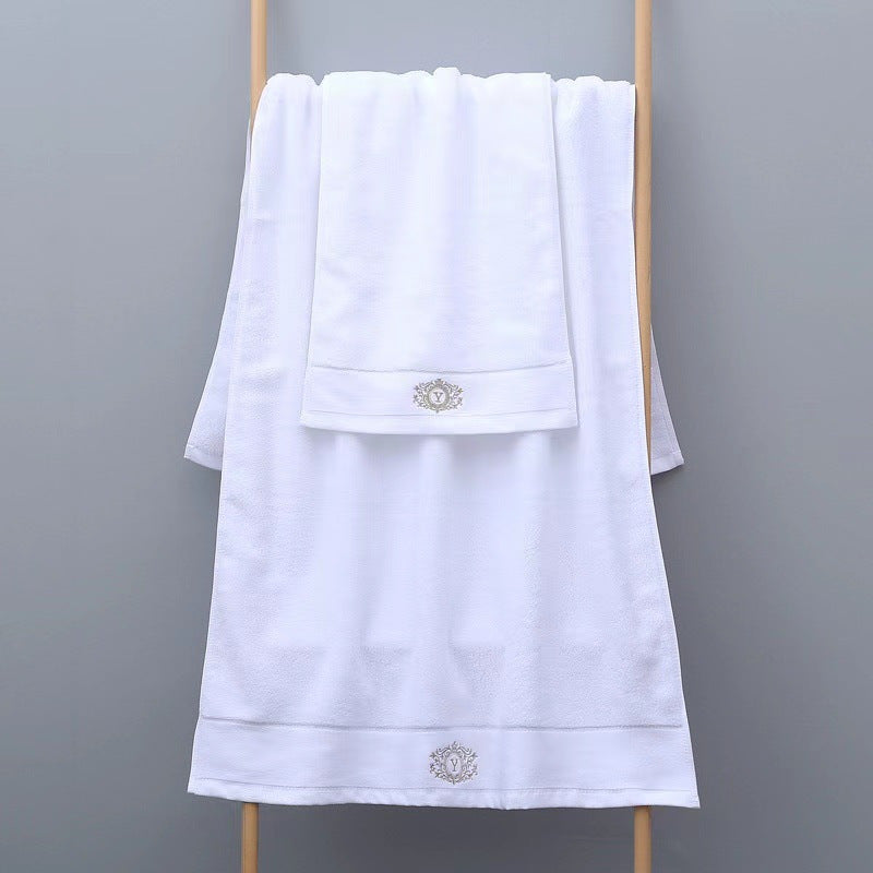 Cotton Bath Towels with Crown Embroidery 380 GSM Knit Fabric