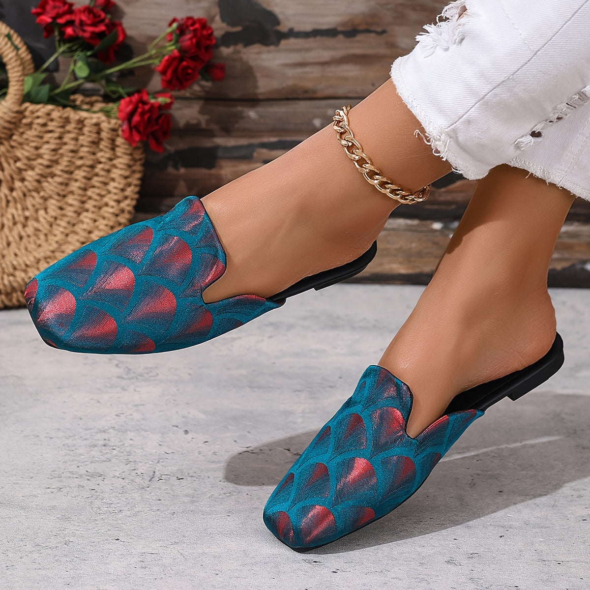 Ayollar uchun Slip-On Mules, yorqin Heart naqshli, kvadrat barmoqli, tekis oyoq uchun flats