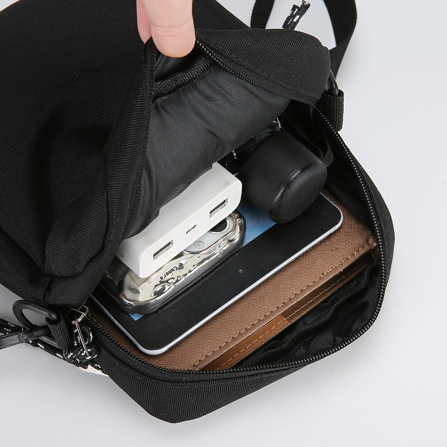 Erkaklar va ayollar uchun qora Oxford matodan yasalgan sumka, bosh suyagi va gül printli, katta sig'imli, sozlanadigan kamar bilan