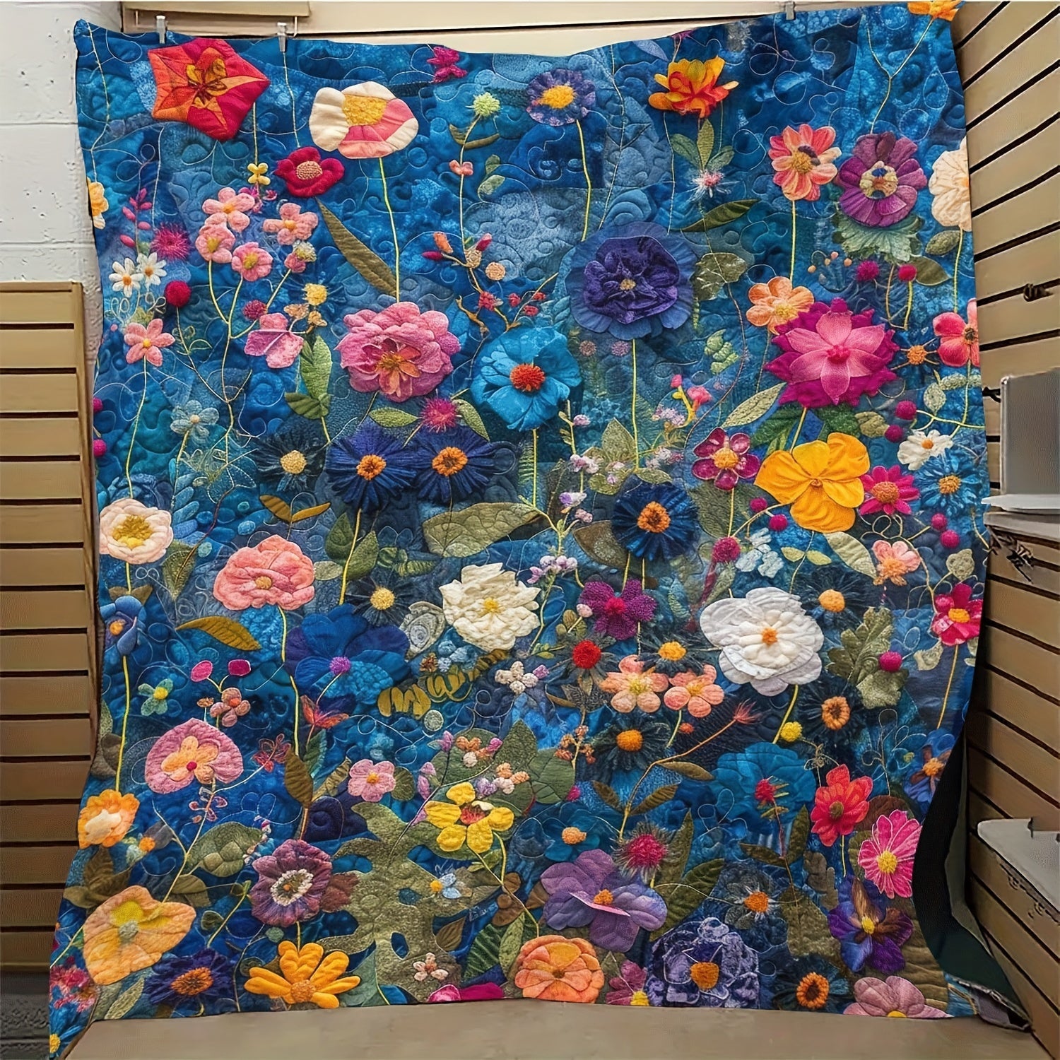 Flannel Blanket with Floral Pattern for Daughters Knitted Polyester Versatile Colorful