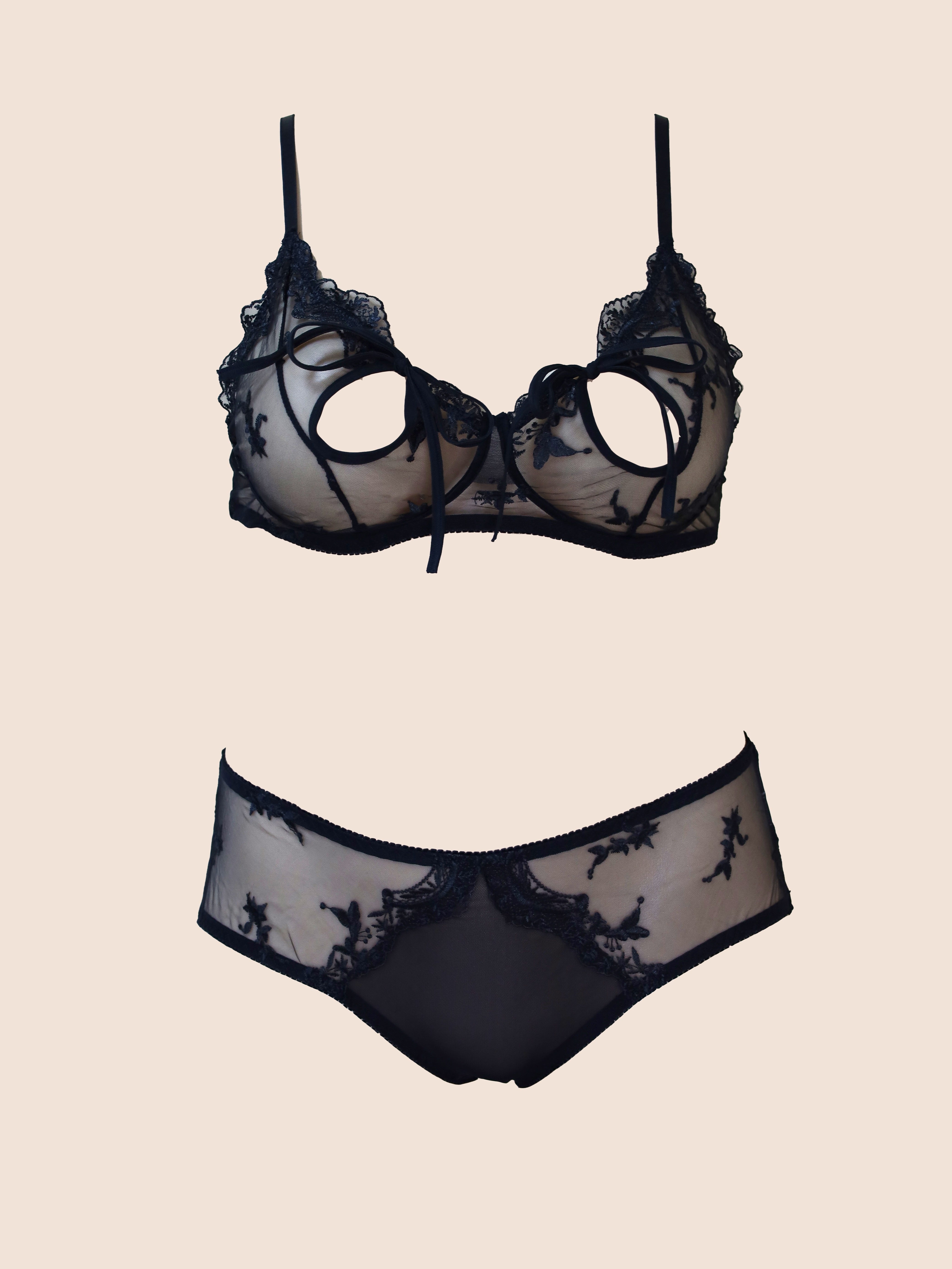 Women's Plus Size Sheer Mesh Lingerie Set with Tie Detail