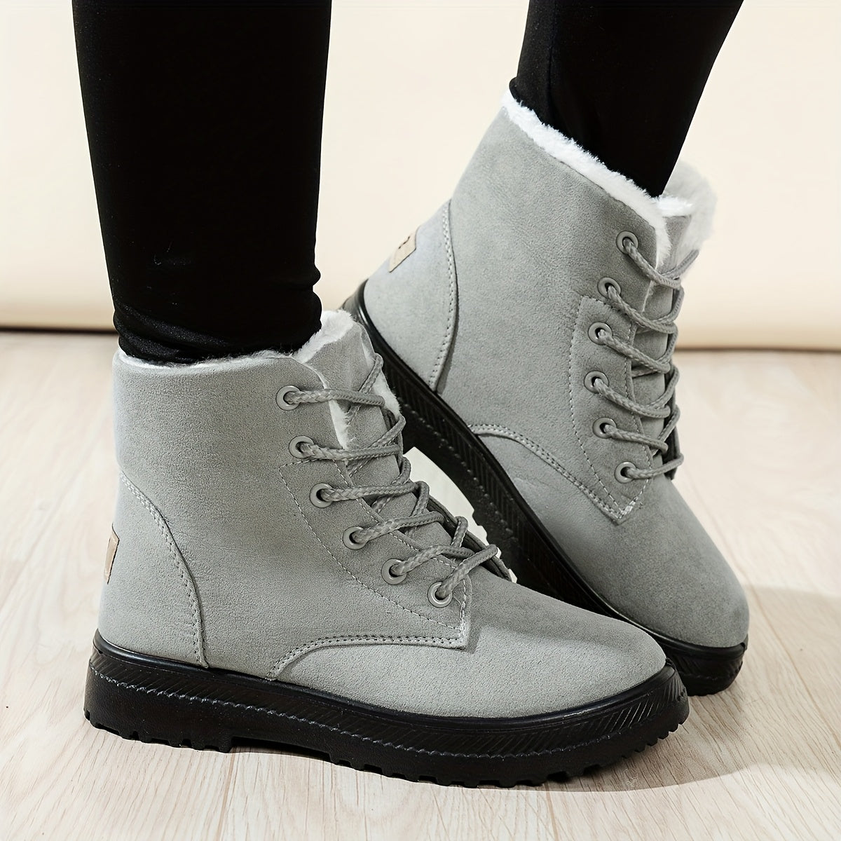 Women's Short Plush Lined Casual Lace Up Winter Ankle Boots