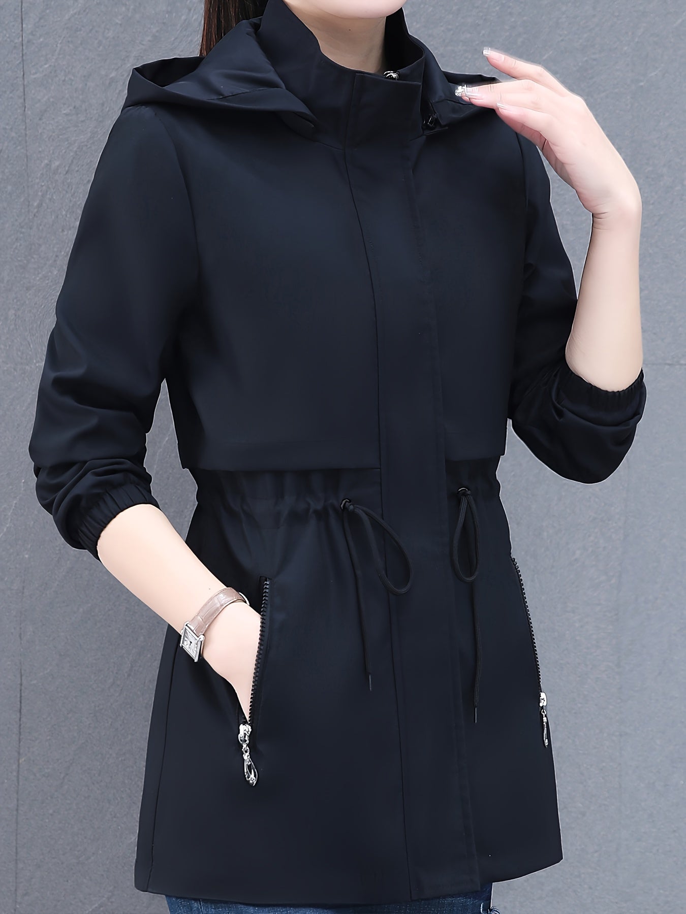 Chaqueta casual ligera con capucha de poliéster de talla grande para mujer para primavera y otoño