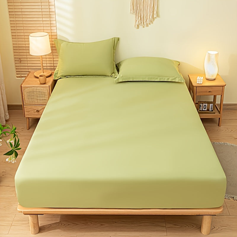 Set of 3 Breathable Cotton Bedding Set with Fitted Sheet and Pillowcases in Blue and Pink