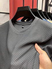 Men's Breathable Stretch Solid Color T-Shirt for Casual Summer Activities