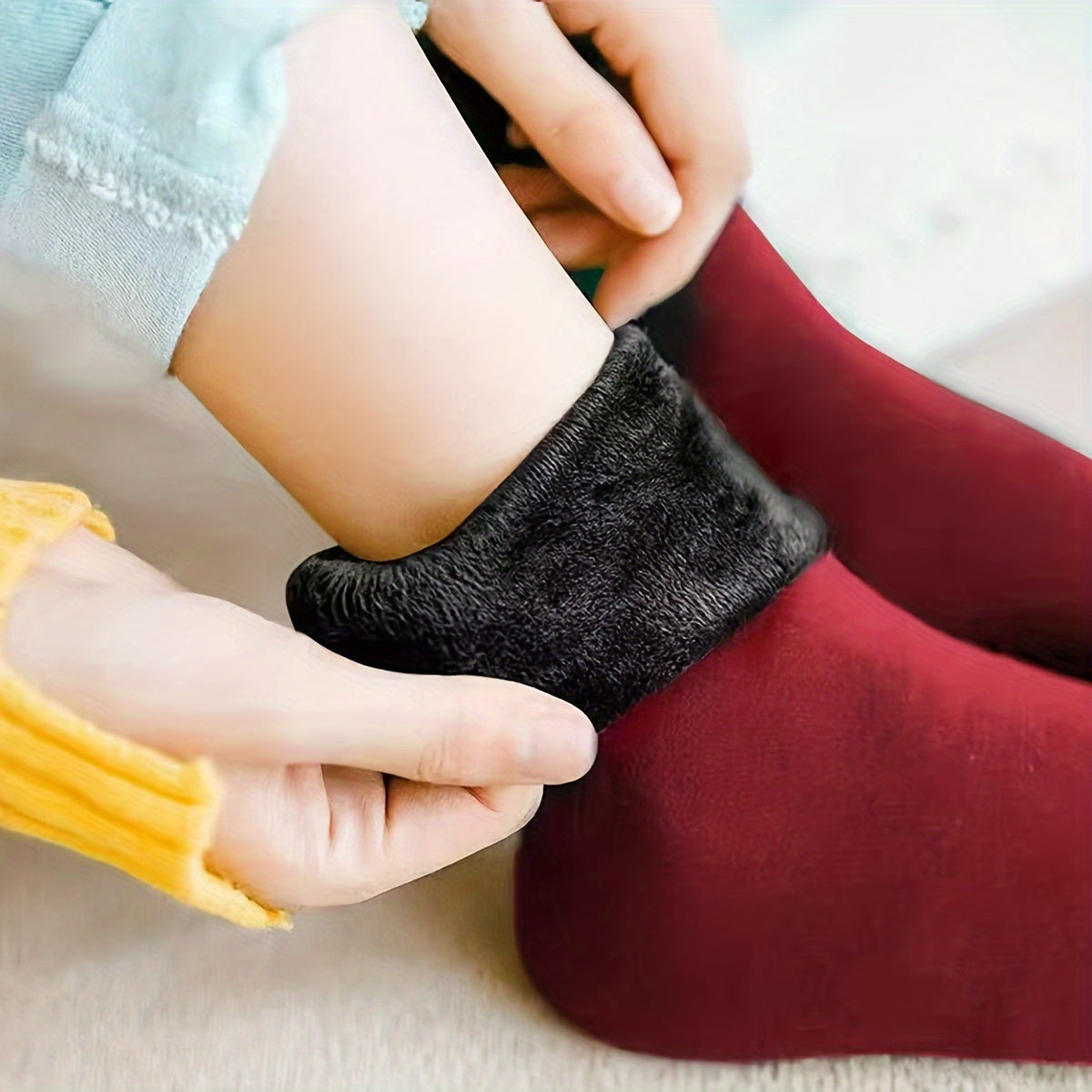 Women's Mid-Calf Snow Socks with Slip-Resistant Grip and Velvet Terry Cloth