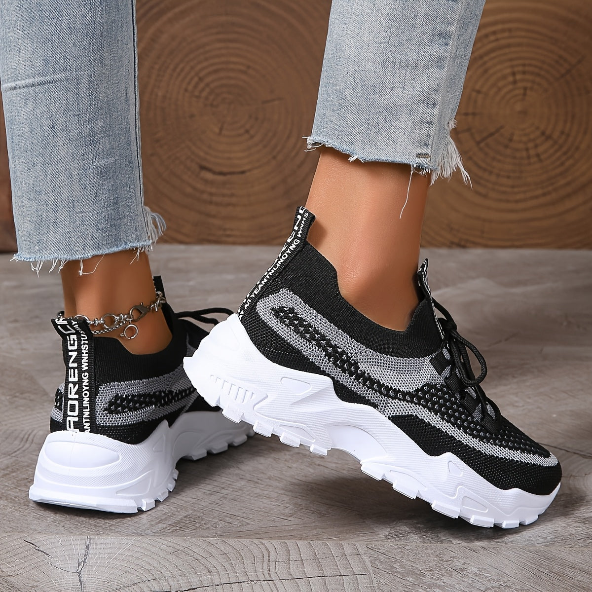 Women's Mesh Sneakers Breathable Casual Low-Top Lace-Up Black White Beige Grey Blue Pink