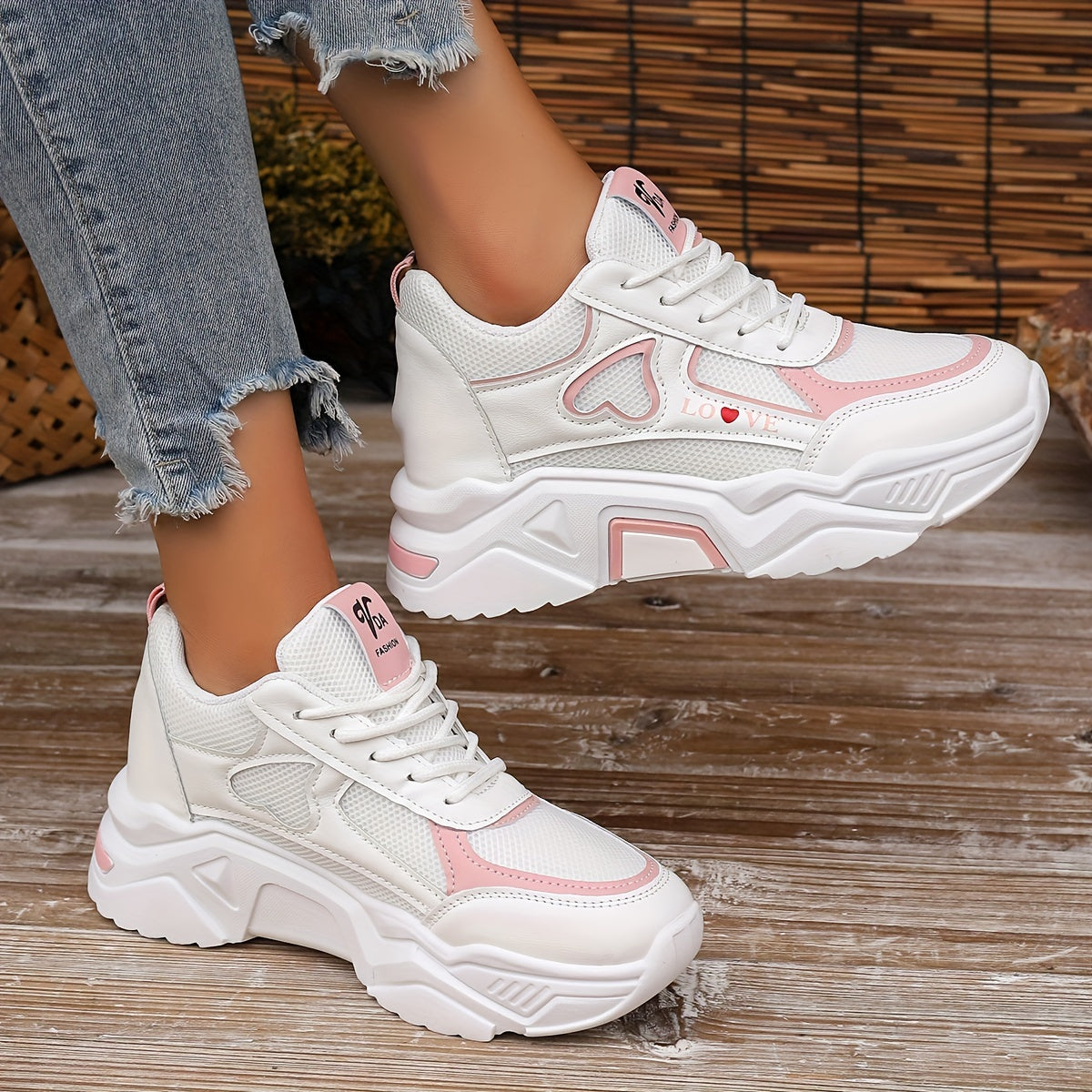 Women's Mesh Chunky Sneakers Breathable Lace Up Low Top Trainers