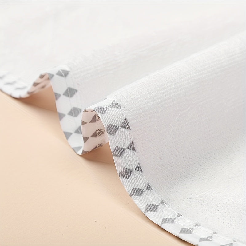 Набор из 3-х детских мочеприемников: экстра-большие, мягкие, уютные и высокоабсорбирующие с материалами, дружелюбными к коже, удобные для использования в пути.