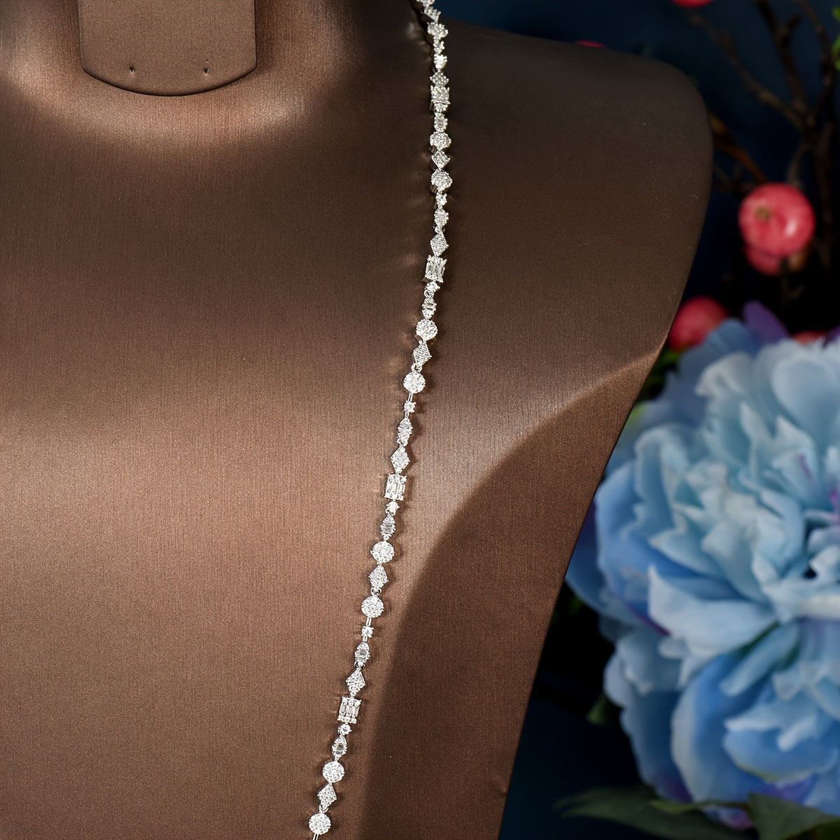 Women Zirconia Jewelry Set White Gold Plated Necklace and Earrings for Weddings and Parties