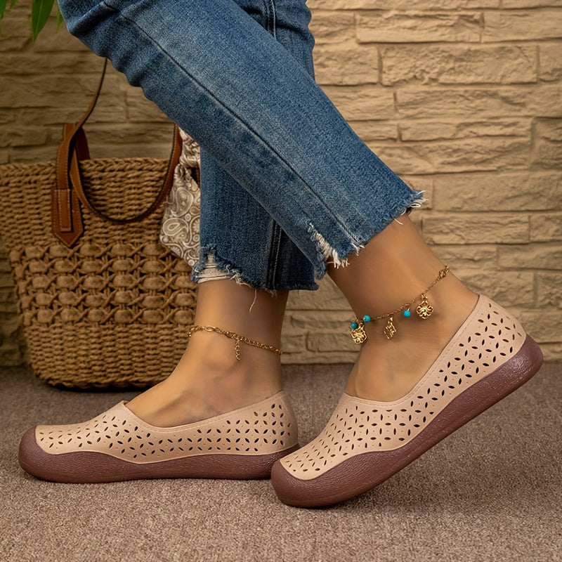 Women's Non-Slip Beach Shoes Flat Sole Cushioned Insole Beige Casual Sandals