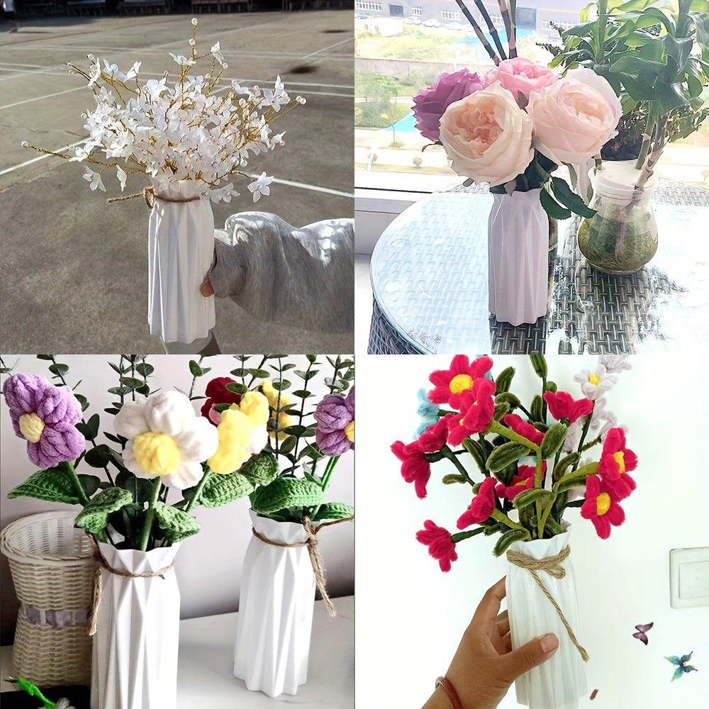 Set of 4 Plastic Vases with Origami Design and Pampas Grass Pattern 17.5cm Tall for Home Office Decor