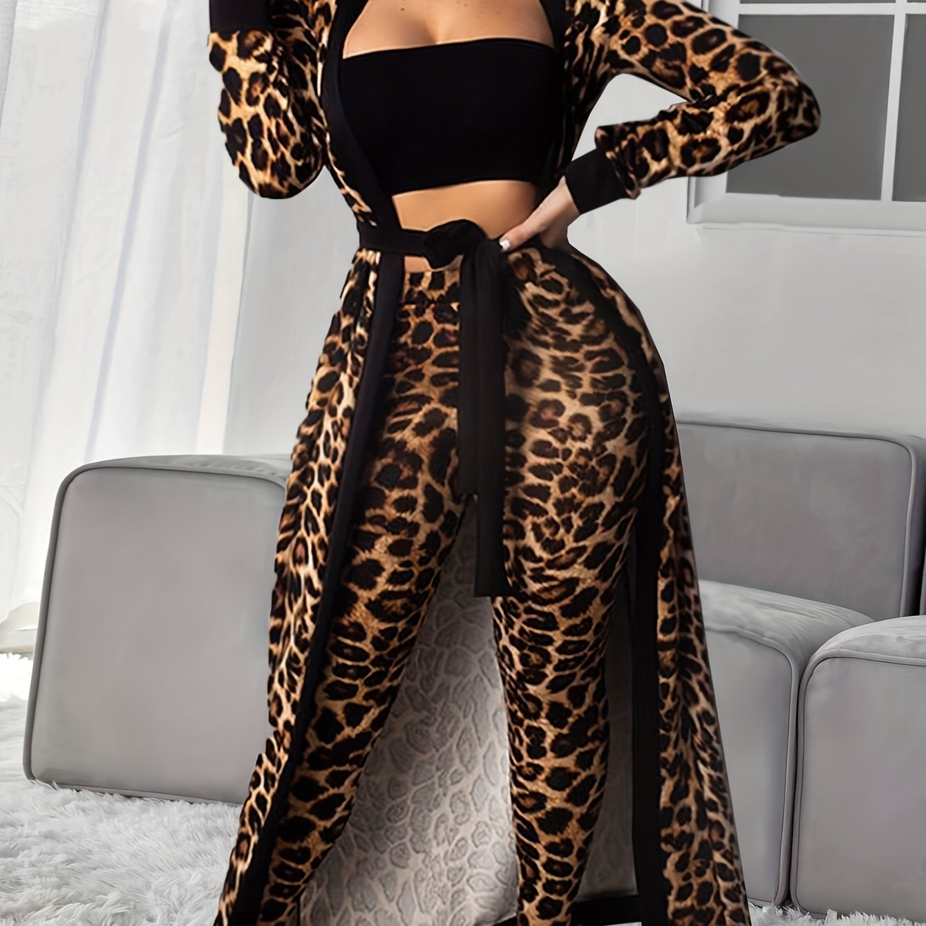 Conjunto de ropa de estar con estampado de leopardo para mujer con bata, top corto y pantalones