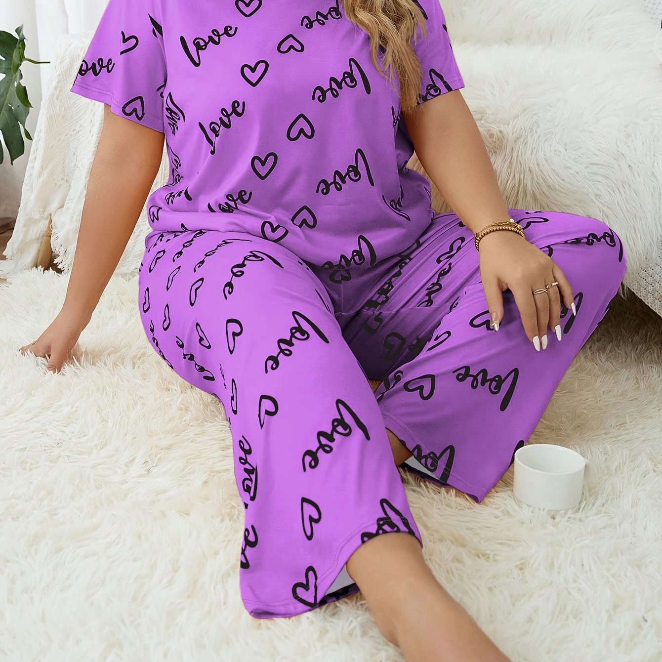 Plus Size Cozy Pajama Set Women Polyester Black with Gold Heart Print