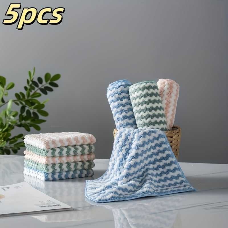 5 ta yumshoq qora sochiq to'plami, hammomda har kuni foydalanish uchun mukammal. 14-fevral, Halloween yoki Rojdestvo uchun sovg'a sifatida ajoyib.