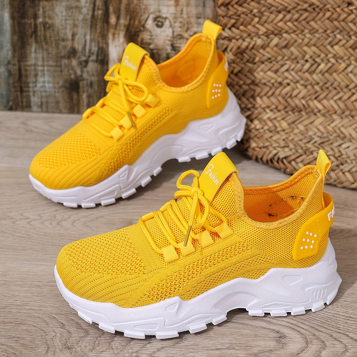 Women's Mesh Sneakers Lightweight Breathable Casual Running Shoes