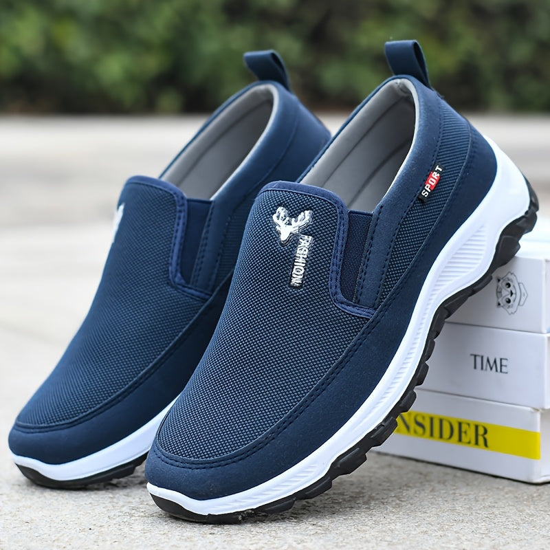 Erkaklar uchun hayvon naqshli, elastik yon tasma va yumaloq barmoq bilan qulay va zamonaviy tasodifiy poyabzal, bahor va kuzda.