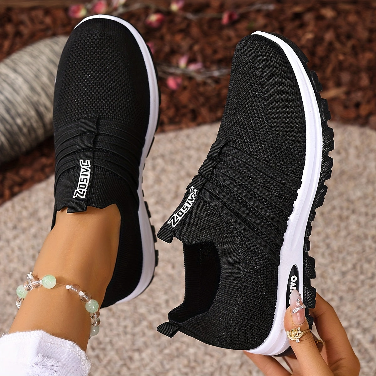 Plus Size Women's Slip-On Sneakers Breathable Mesh Casual Shoes