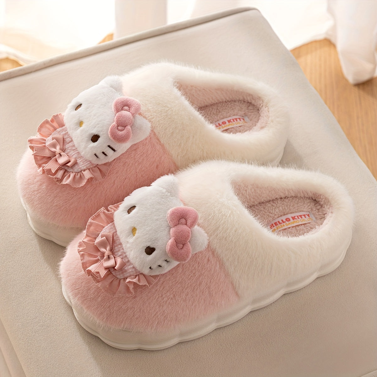 Женские плюшевые розовые и белые уютные тапочки-слипоны с бантиками