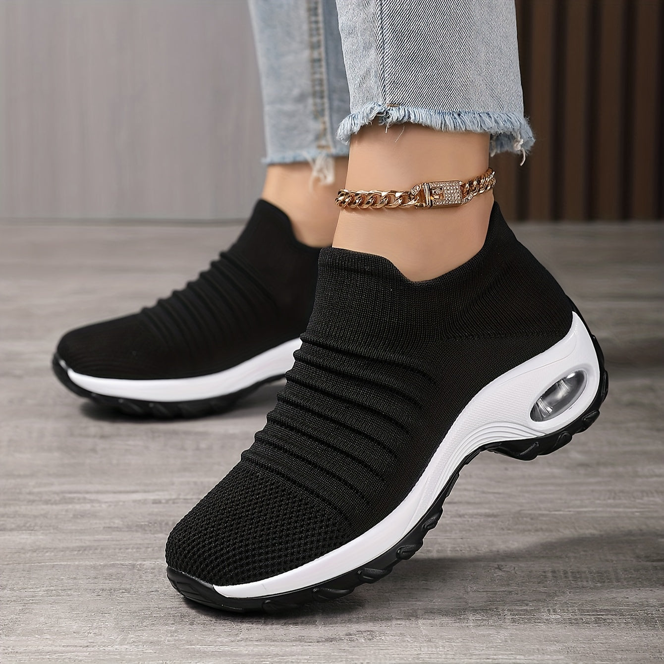 Women's Breathable Knit Running Shoes Low-Top Slip-On All-Season Comfort