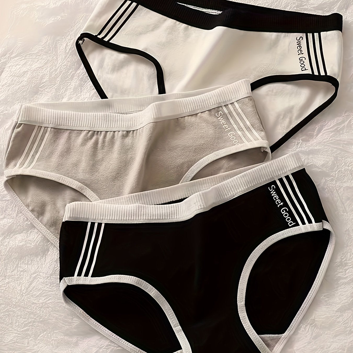 Women's Cotton Briefs 3-Pack Letter Graphic Breathable Comfortable Underwear