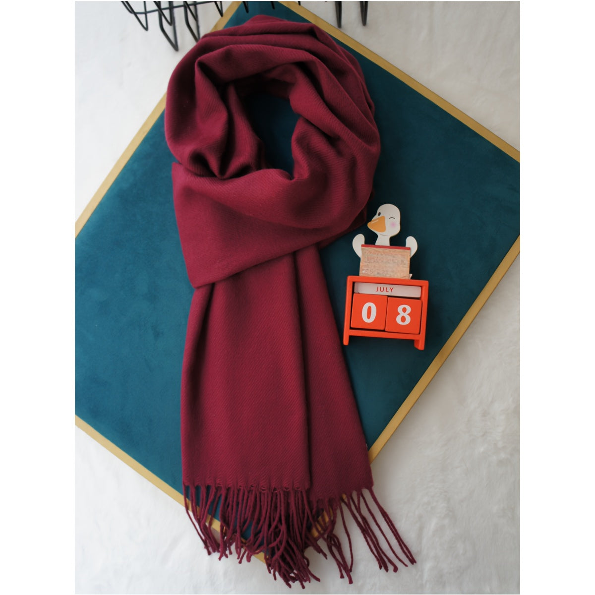 Bufanda de poliéster de color sólido para hombre y mujer para otoño e invierno con detalle de flecos