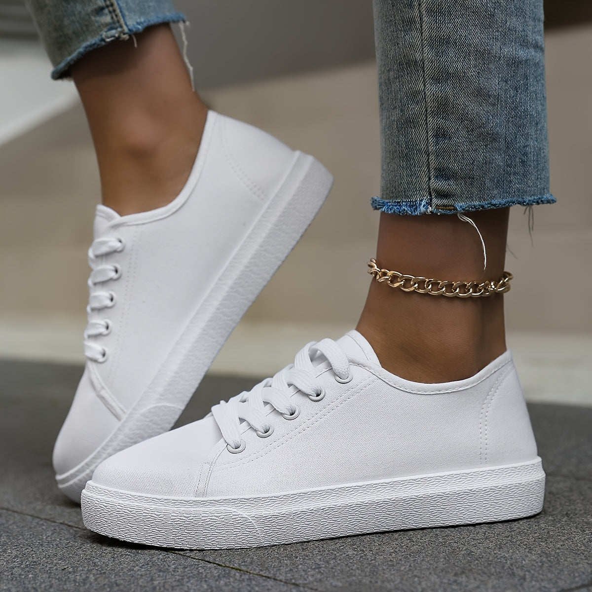 Zapatillas de skate casual ligeras para mujer en negro y blanco