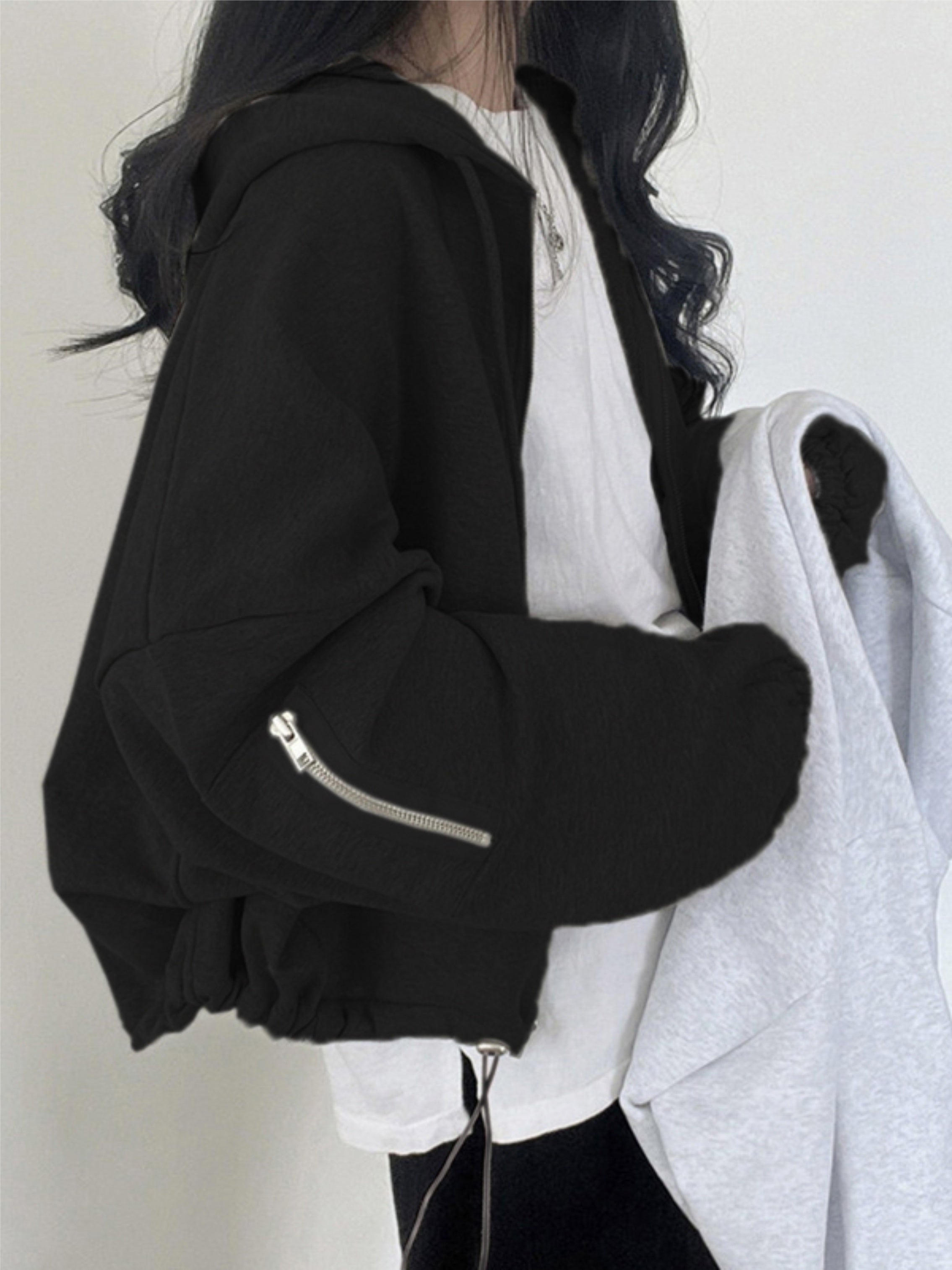 Women's Short Hooded Sweatshirt with Open Chest Design Polyester Fall Winter