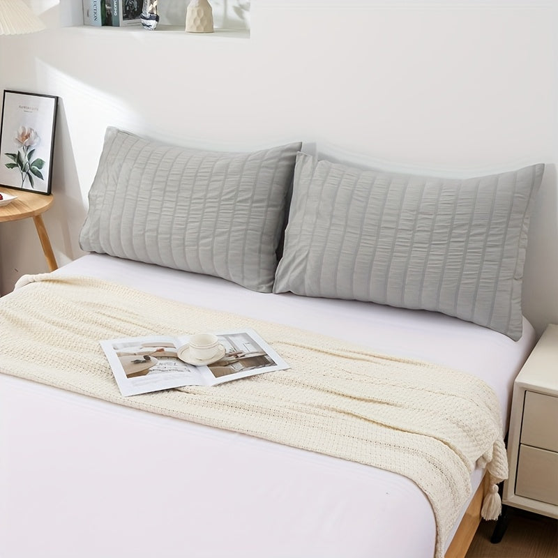 Set Of 2 Polyester Pillowcases 50x70cm Bubble Gauze Cutwork Skin-Friendly