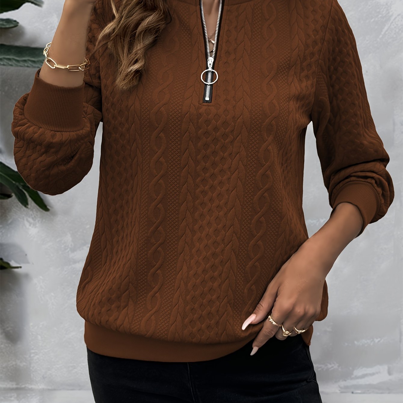 Women's Textured Solid Zip Crew Sweatshirt Fall Winter Polyester Knit Crew Neck