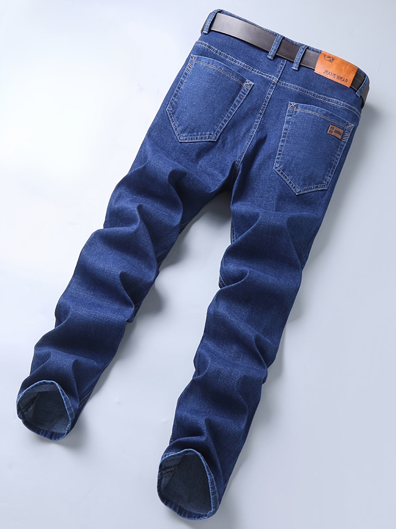 Yuqori sifatli plussayz erkaklar jinsilari va zamonaviy ish shimlari yil davomida mavjud.