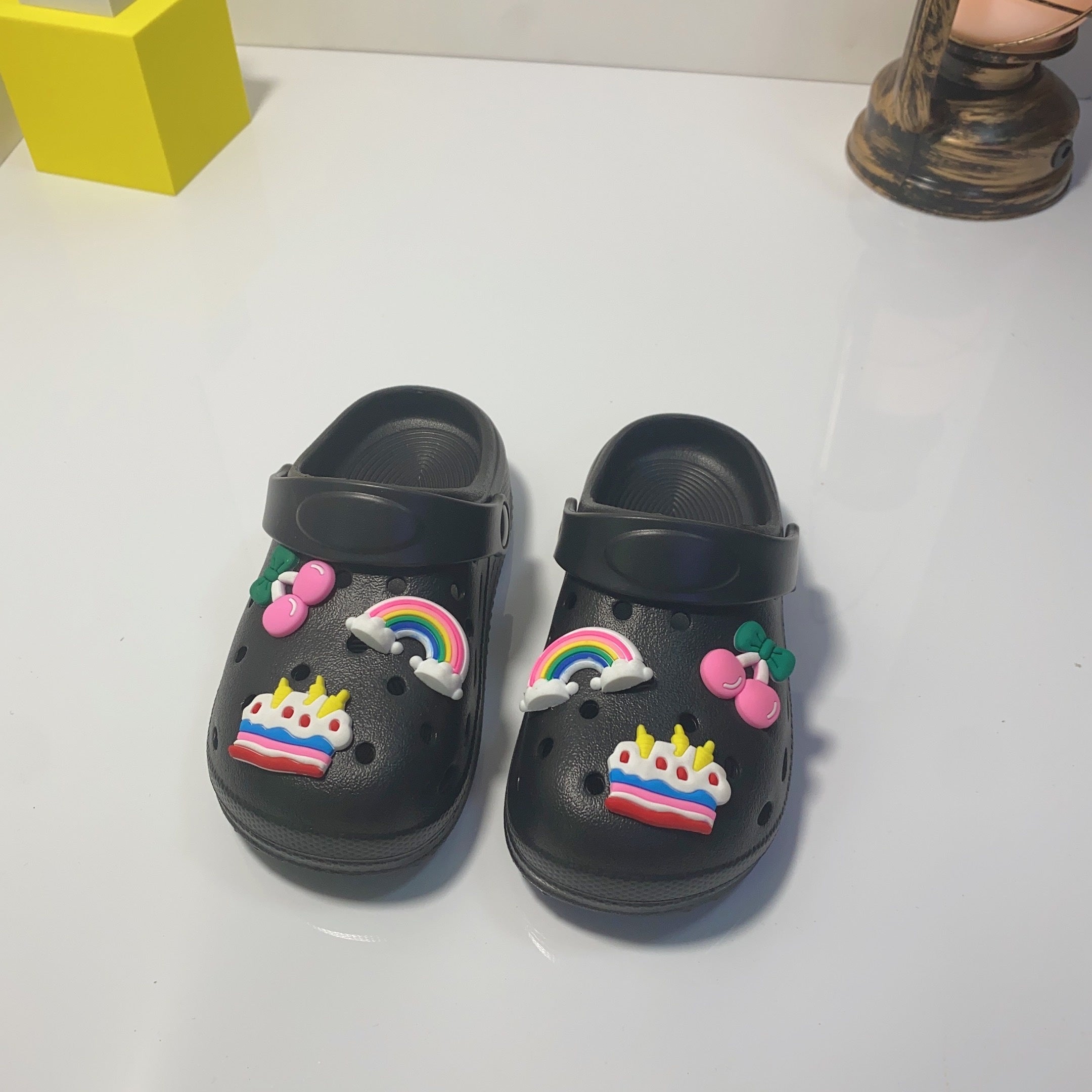 Girls Cartoon Slippers Non-Slip Lightweight EVA Indoor All-Season