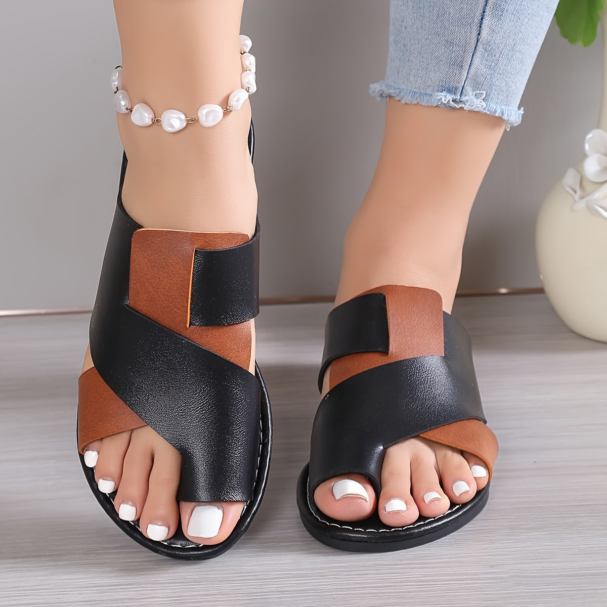 Women's Summer Slip-On Sandals Open-Toe Flat Beach Shoes Black Brown PU