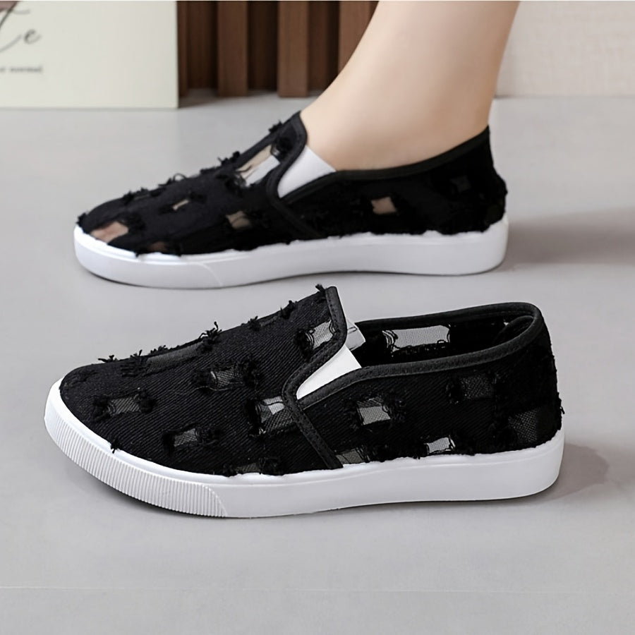 Women's Breathable Slip-On Sneakers, White Casual Shoes with Checkered Pattern
