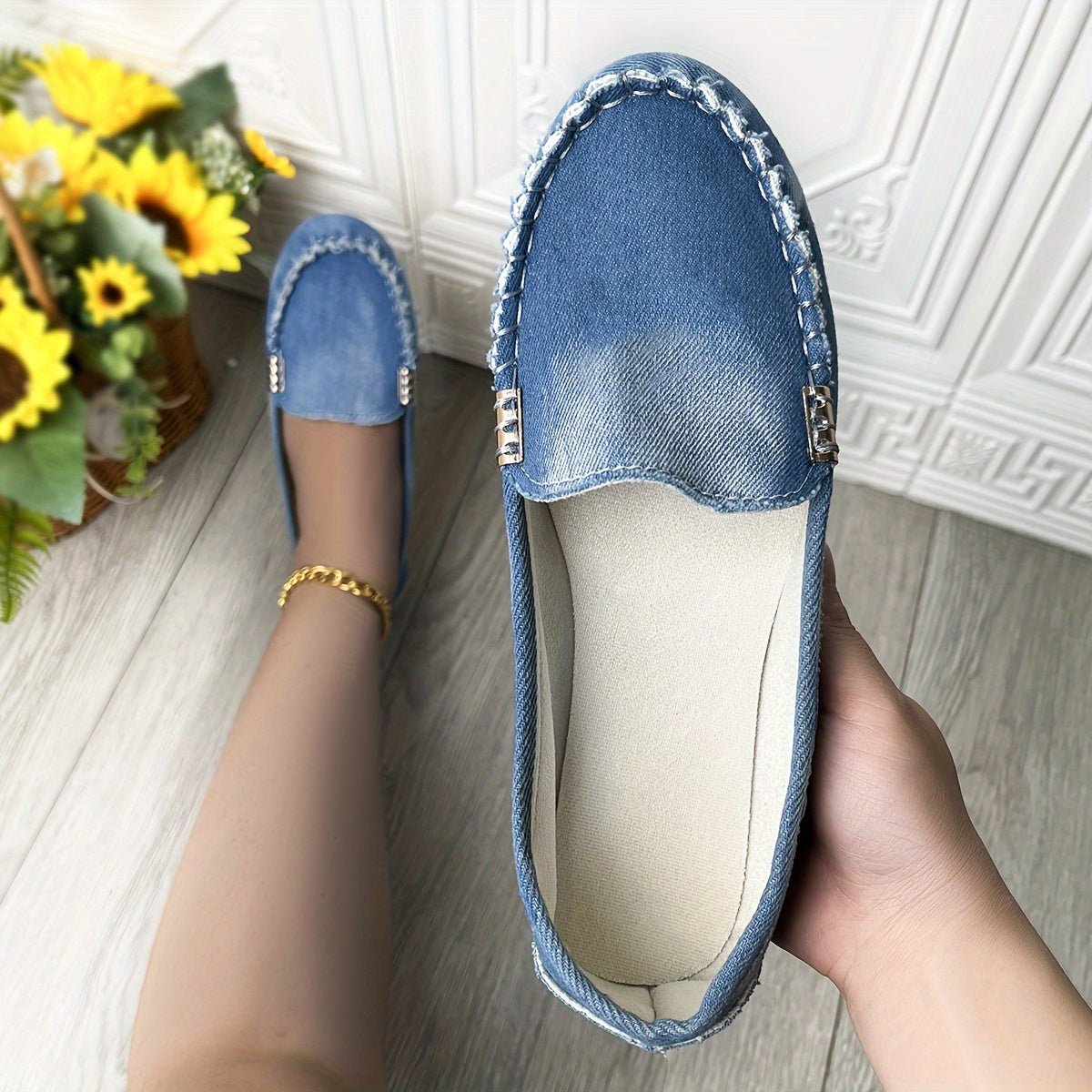Women's Cloud Pattern Flat Shoes Lightweight Slip-On Casual Walking Shoes