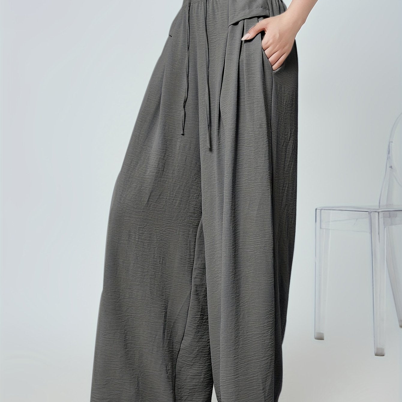 Women's Woven Polyester Lounge Pants with Pleated Details and Pockets