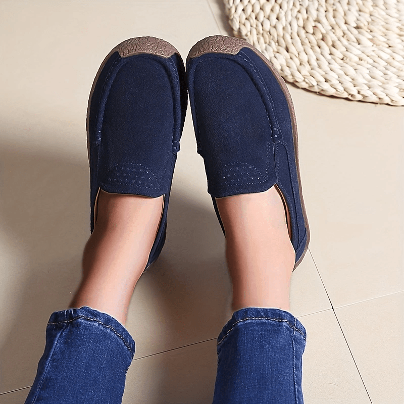 Women's Lightweight Closed-Toe Slip-On Loafers for Summer with T-strap and Man Made Materials