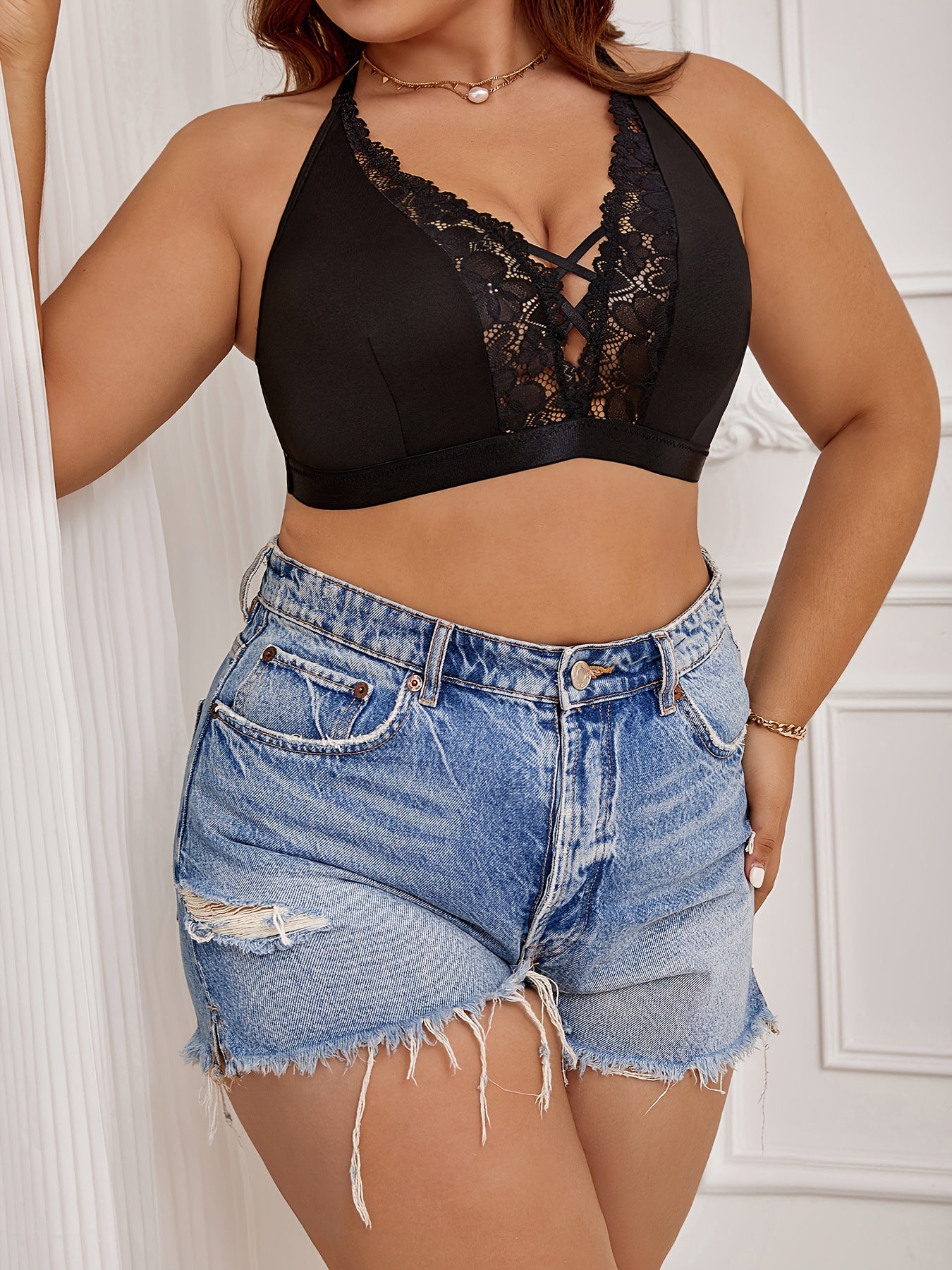 Women's Plus Size Erotic Lace Cross Strap Halter Bra with Butterfly Appliques