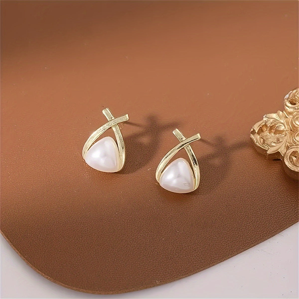 Women Pearl Stud Earrings Gold-Tone Alloy Casual Jewelry