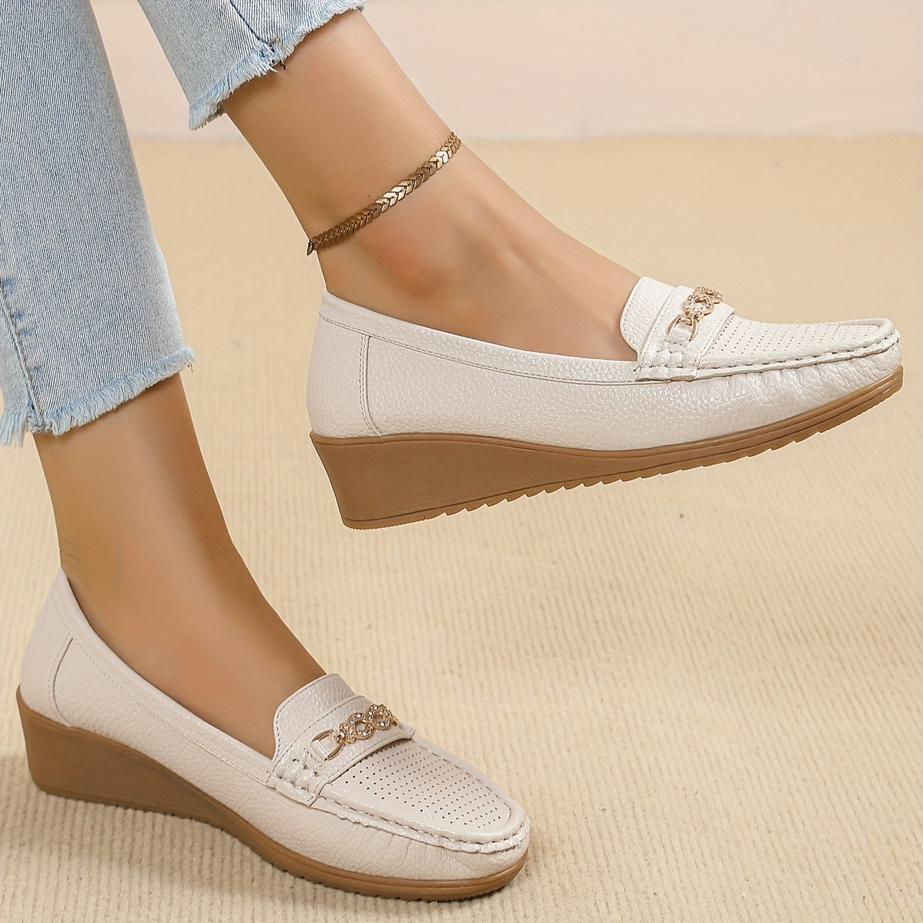 Women's Slip-Resistant Crystal-Embellished Metallic Loafers with Cushioned Sole