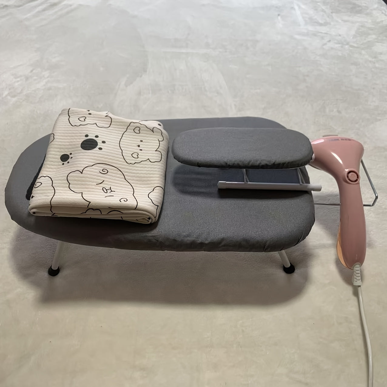 Plastic Ventilation Holes with Heat-Insulating Cloth Cover, Silver, Removable and Washable